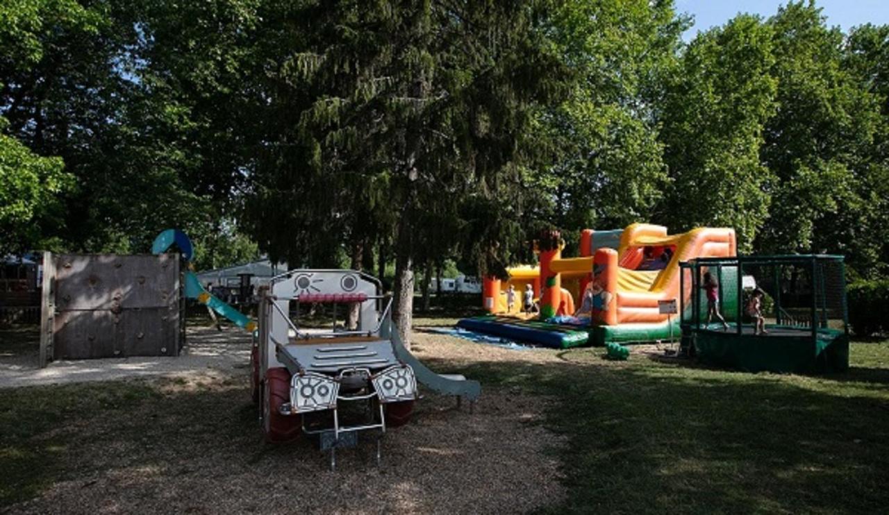 Camping La Belle Etoile Melun Esterno foto